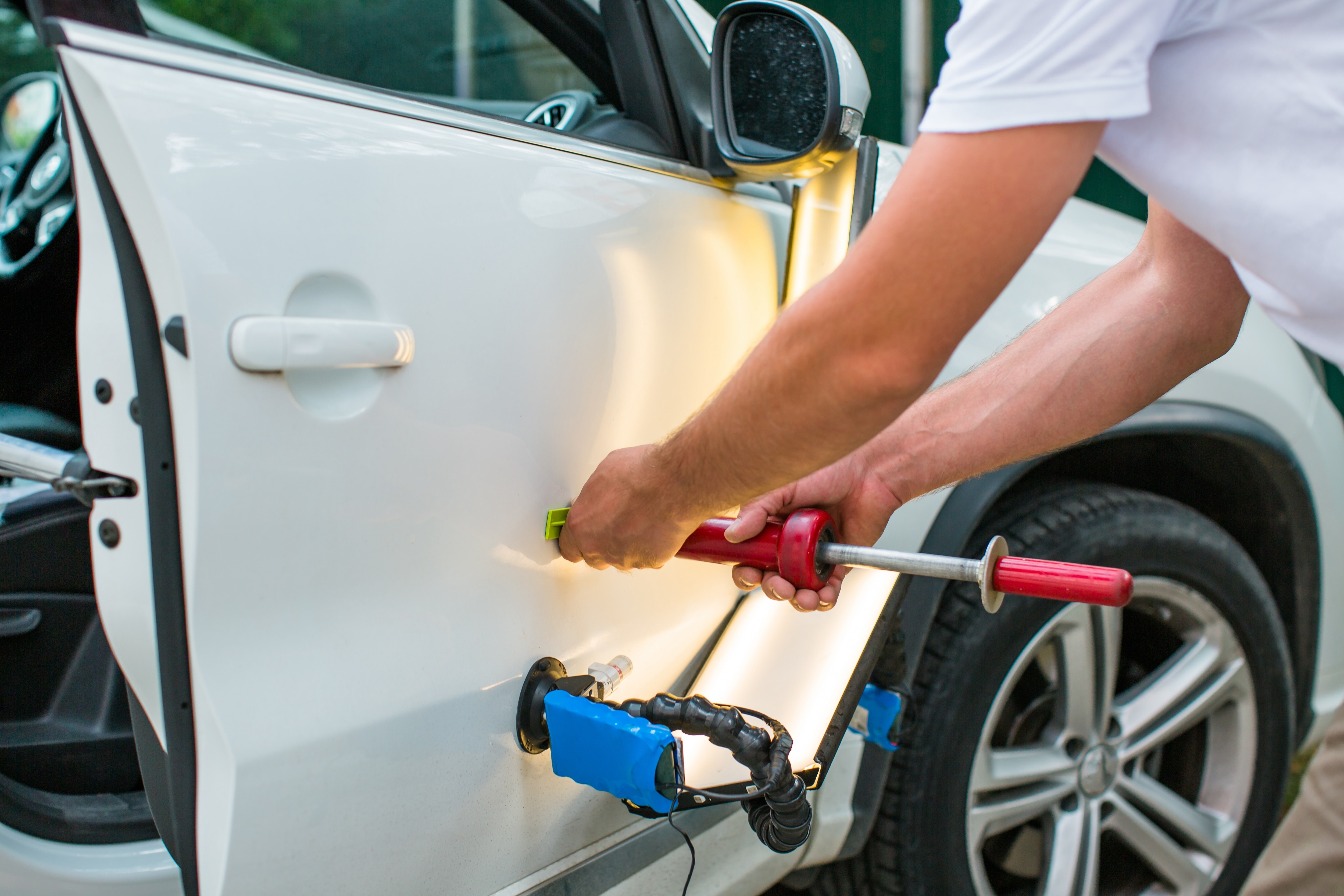 fixing car dents