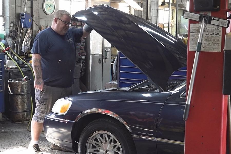 Electric vehicle motor repair